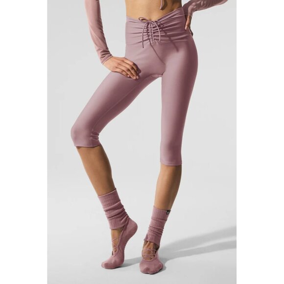 ALO Yoga Airlift Mesh High-Waist Divine Capri Pants in Smoky Quartz - Picture 2 of 6